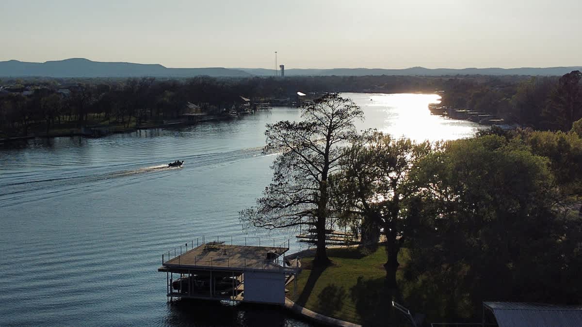 Stunning evening view over the horizon.