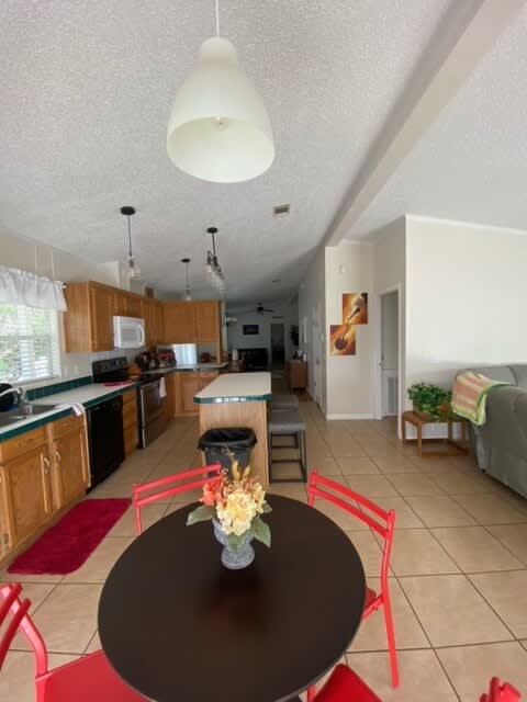 Canyon Lake Family Retreat | Photo 29