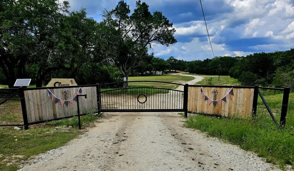 Canyon Lake Family Retreat