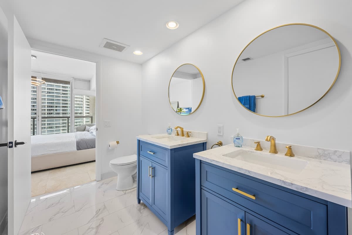 Icon Brickell 1BR with Balcony & Ocean Views