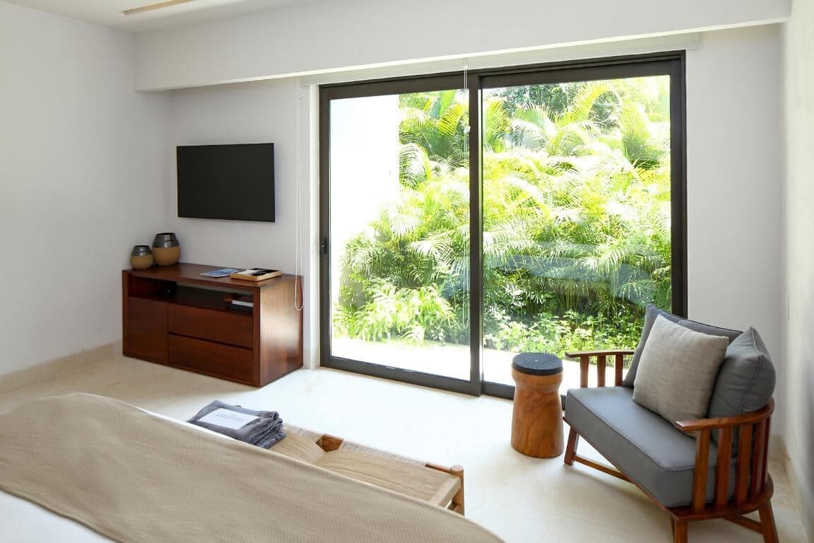 View 10