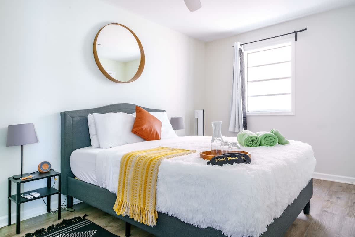 🌿 Goodale Oasis by Jungle House | Downtown & Short North | Walk to High Street | Private Parking | 5,800+ Reviews | Near OSU, Convention Center & Nationwide Arena - Foto 17