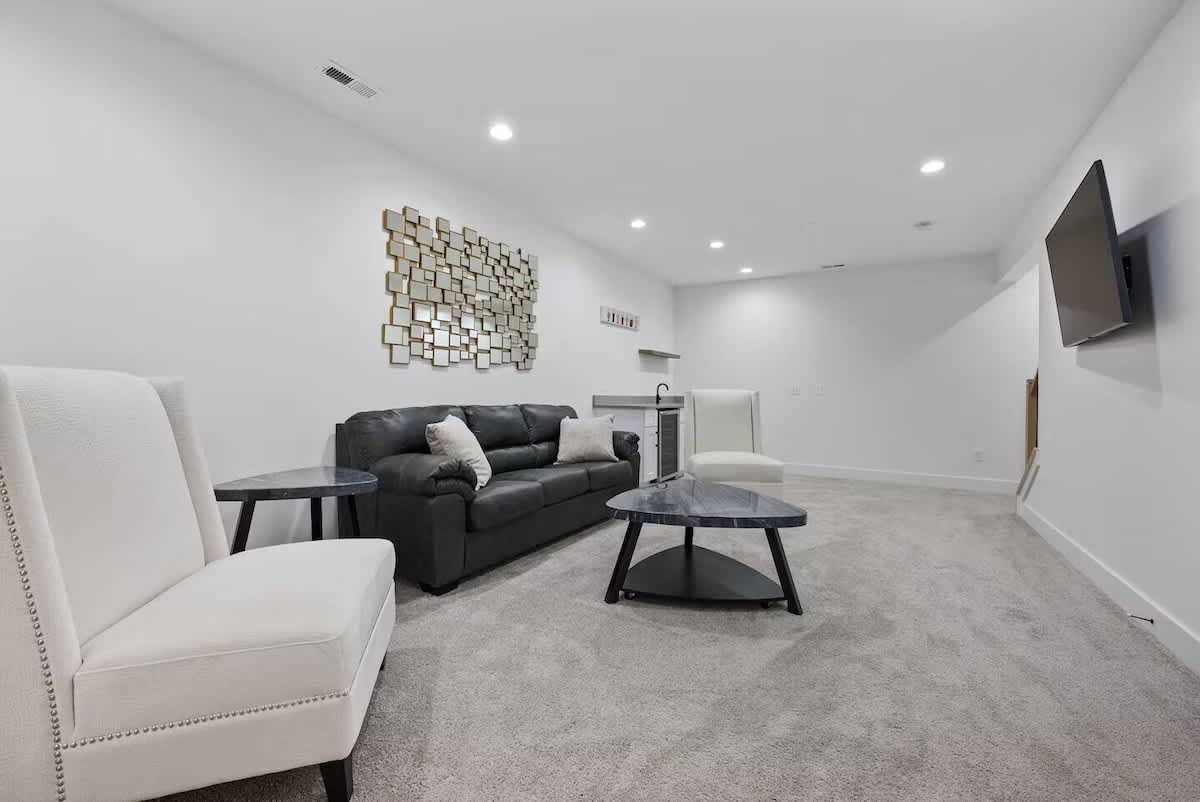 🌿 Casa Retreat by Jungle House | Walkable to High Street | Downtown & Short North | Near Nationwide Arena, OSU & Convention Center | 5,800+ Reviews - Foto 10