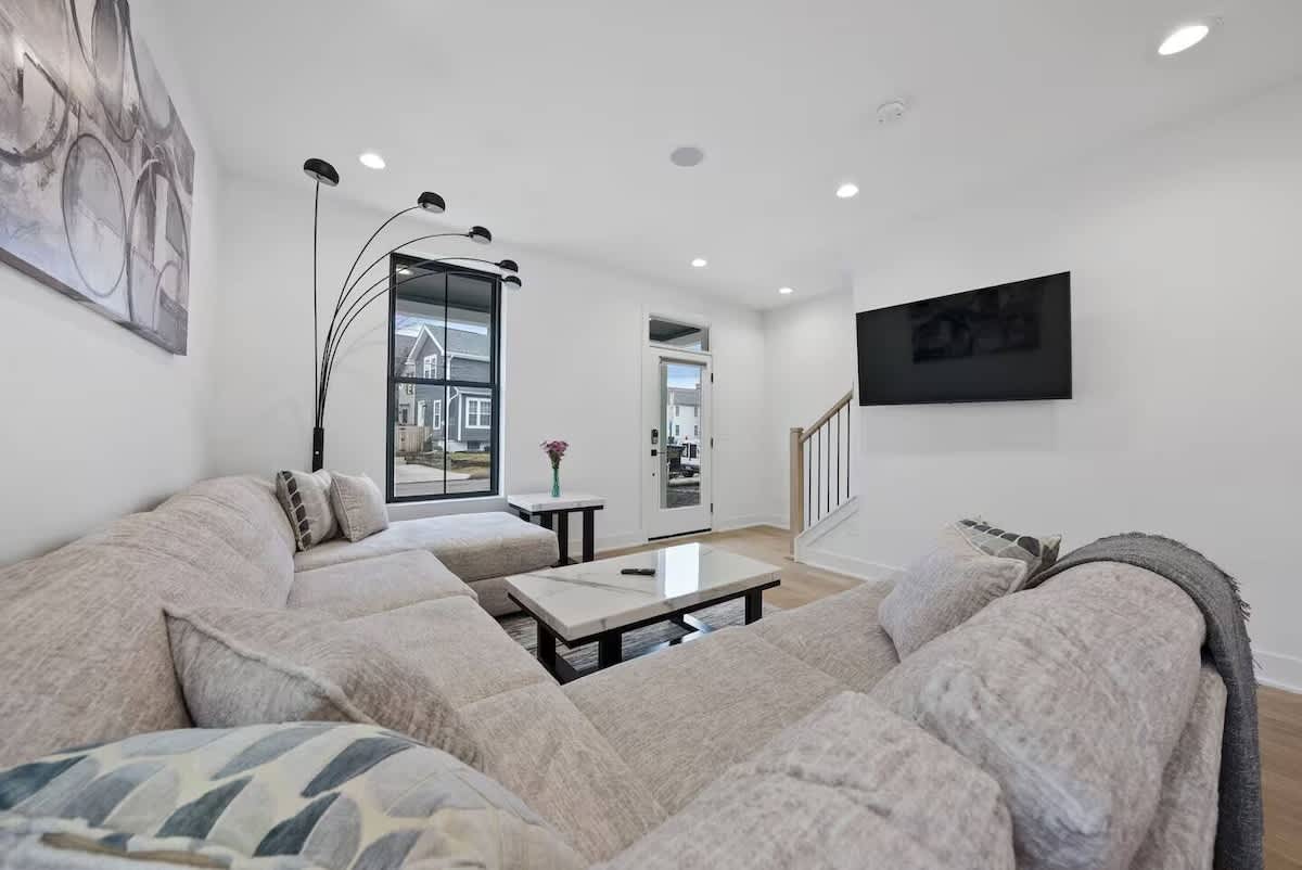 🌿 Casa Retreat by Jungle House | Walkable to High Street | Downtown & Short North | Near Nationwide Arena, OSU & Convention Center | 5,800+ Reviews - Foto 8