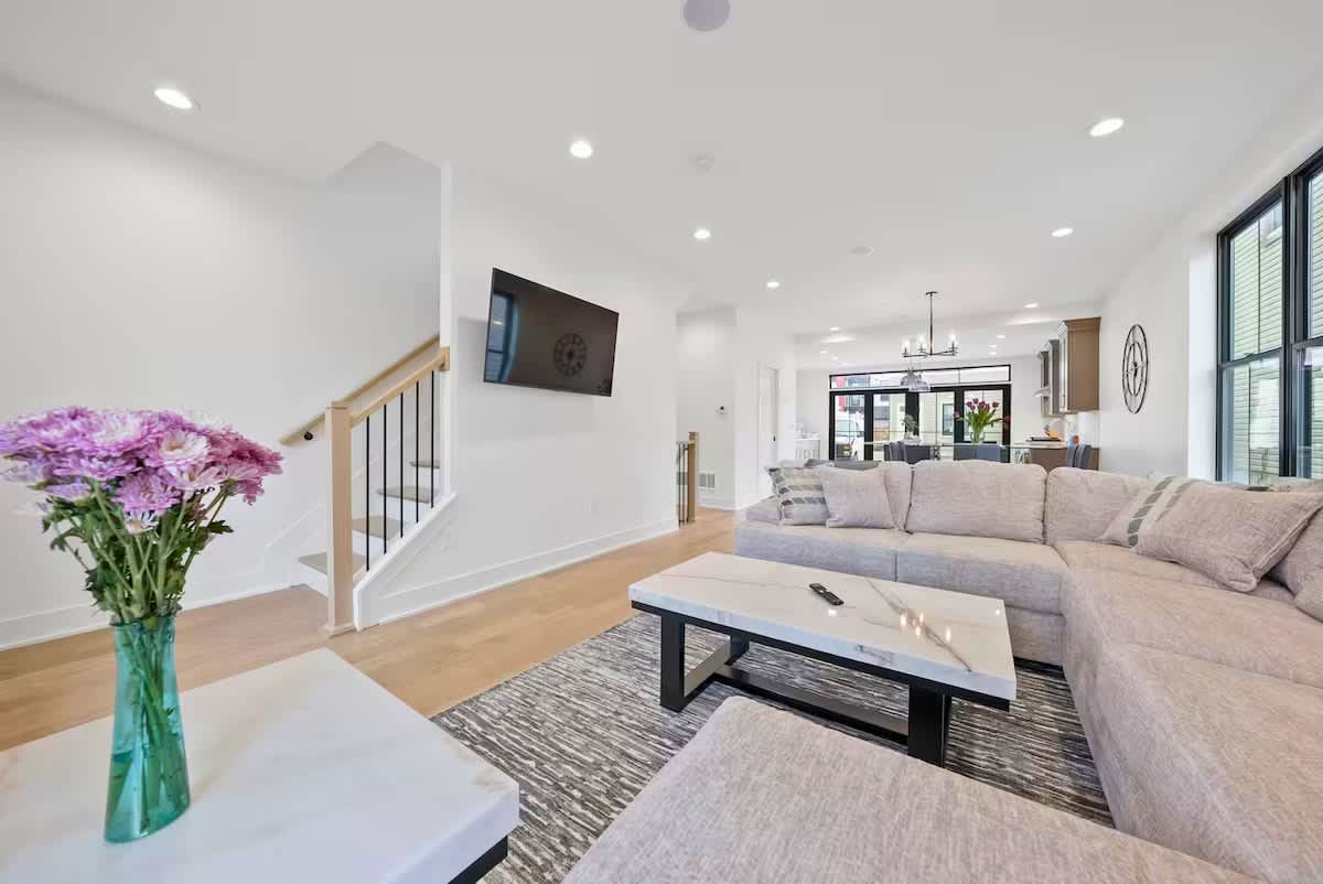 🌿 Casa Retreat by Jungle House | Walkable to High Street | Downtown & Short North | Near Nationwide Arena, OSU & Convention Center | 5,800+ Reviews - Foto 11