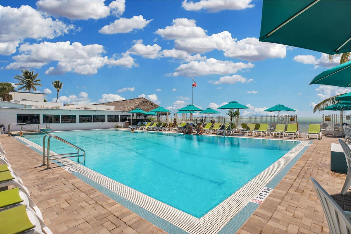Key Colony Beach Waterfront Home with Dock| Sleeps 10| Cabana Club Access — Key Colony Beach, FL — vacation rental