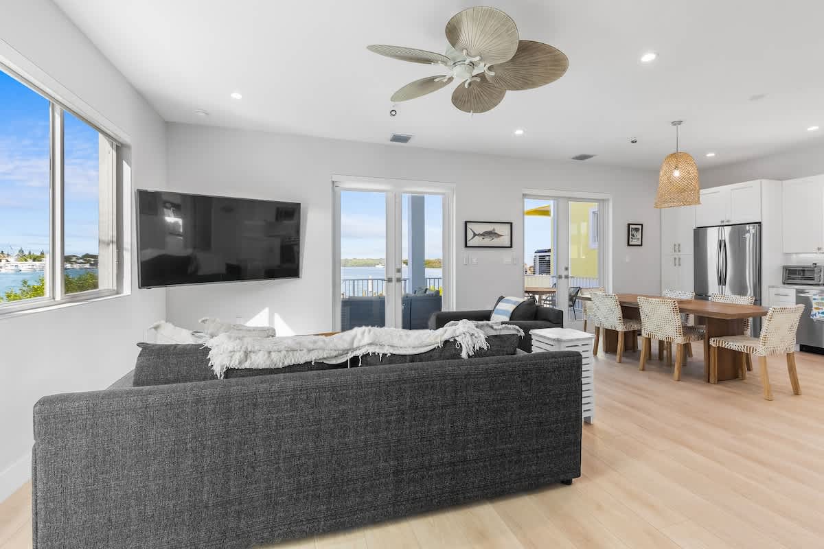 Waterfront Luxury Home w/ Pool & Dock in Coco Plum — Marathon, FL — vacation rental
