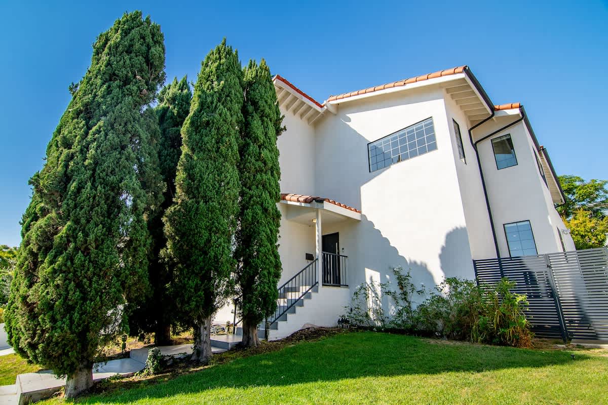 6-Bedroom Group Getaway Near Beverly Hills
