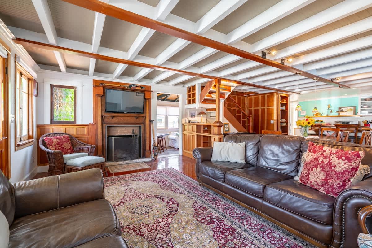 318 Lindo | Historic Family Home Near Bay & Beach 3