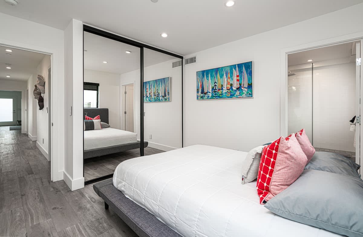 417 Harding | Modern Living, Steps to Beach + Bay 5