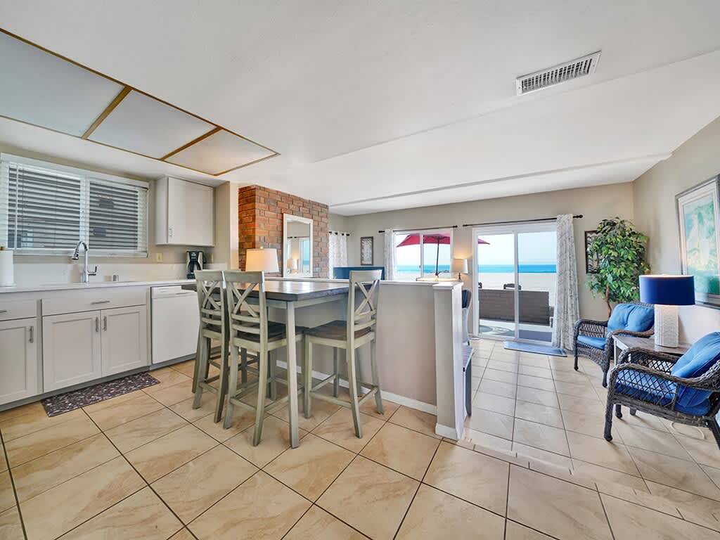 3607 Seashore A & B | Oceanfront Duplex w/ Incredible Beach Views 5