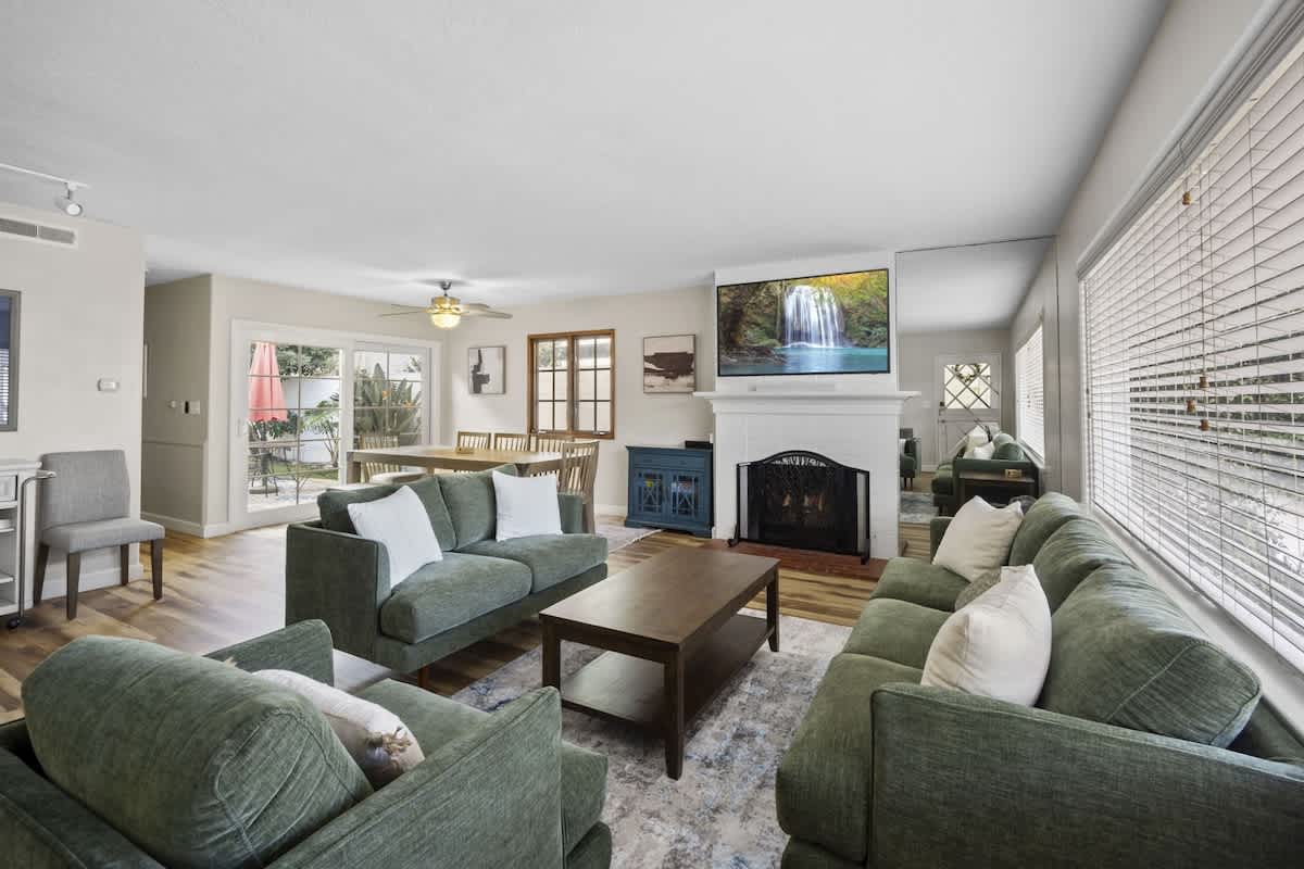 2145 Seville | Exclusive Peninsula Point Retreat Steps to Sand