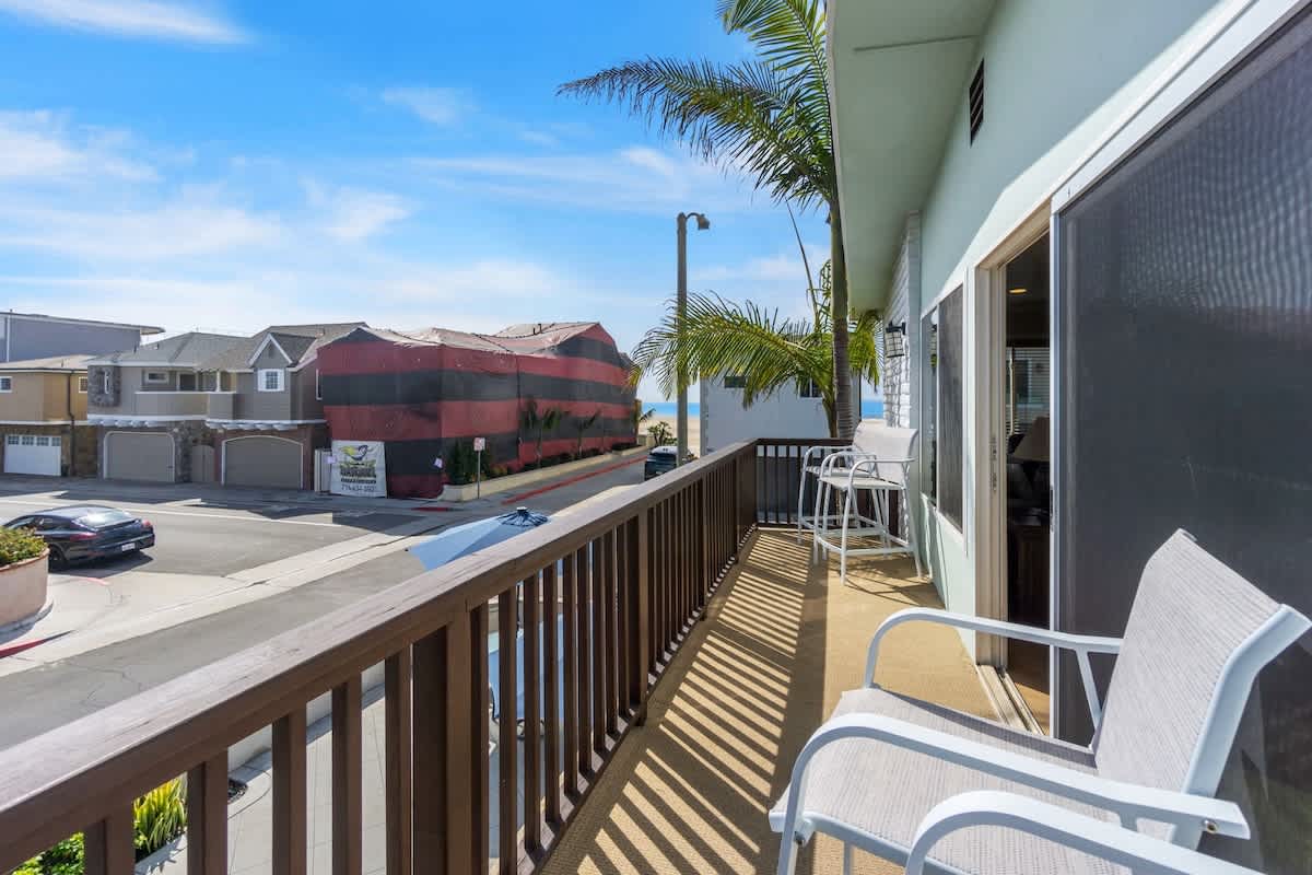 3804 Seashore B | Beachy Family Retreat • Just 1 House to Ocean 6