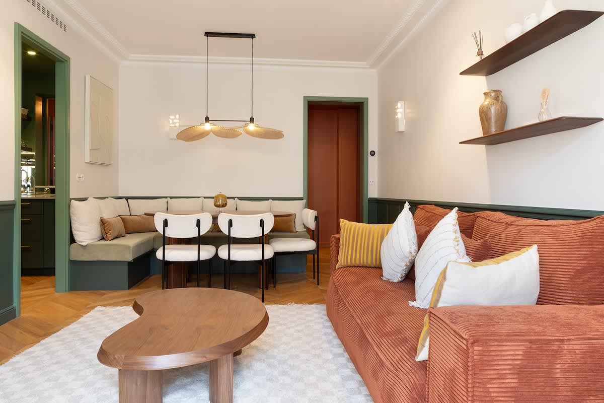 A Glowing 3BR/3BA with Services in Opéra — Paris, Île-de-France — vacation rental