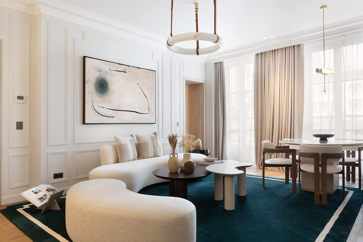 TheLander - Chic Serviced 3BR/3BA - ChampsElysées — Paris, Île-de-France — vacation rental