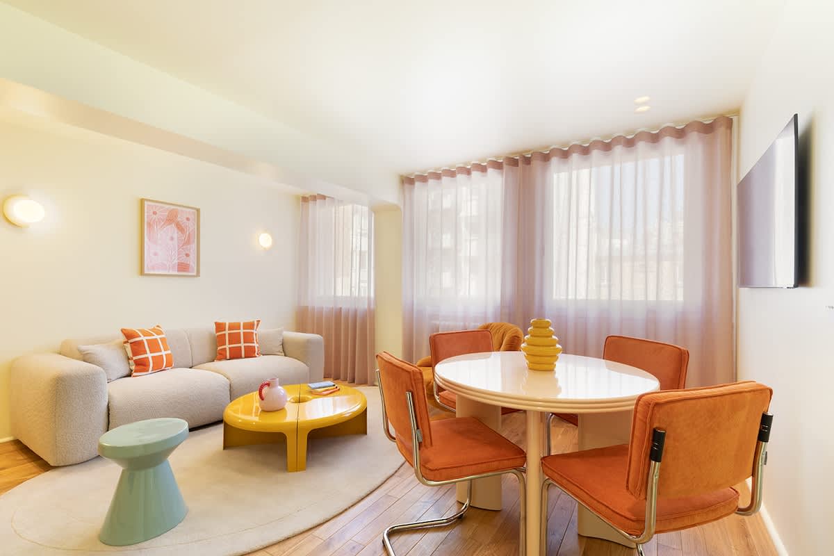 A Glowing 1-BR with Services - Champs-Elysées — Paris, Île-de-France — vacation rental