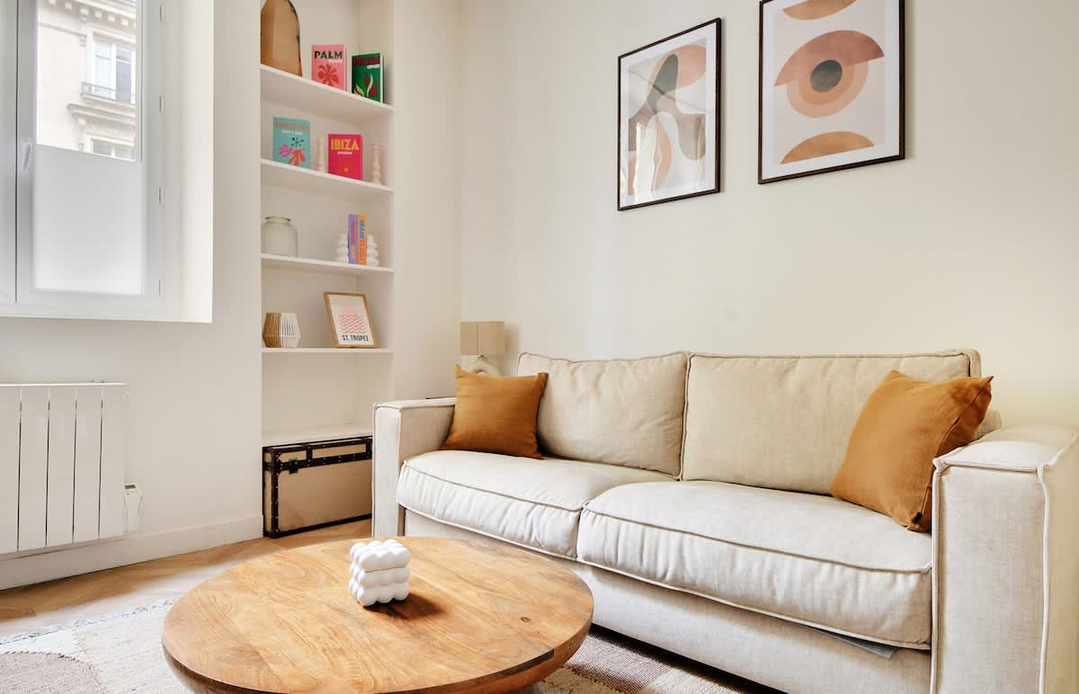 A Quiet 1-BR/1BA in Bastille - Ile St-Louis 2 — Paris, Île-de-France — vacation rental