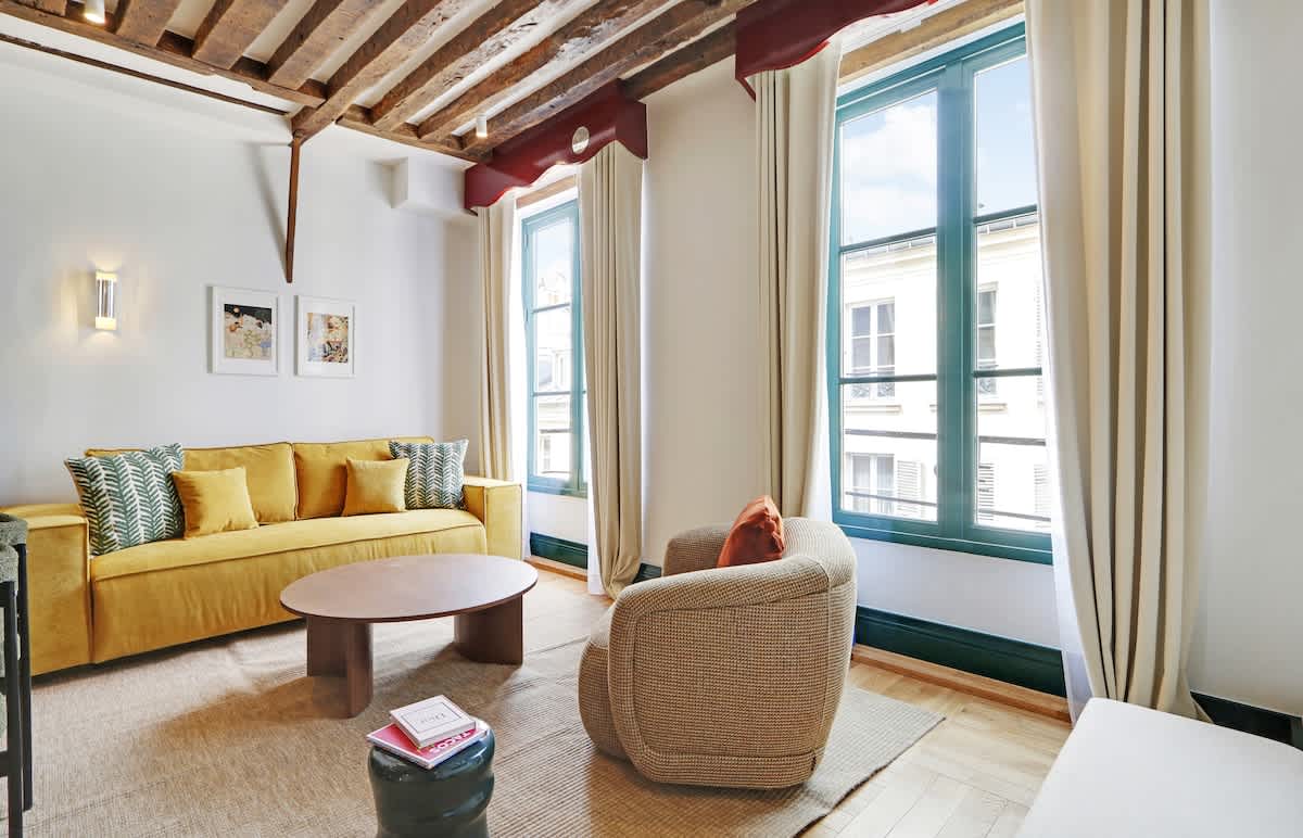 A Trendy 2-BR/2-BA with Services in Saint-Germain — Paris, Île-de-France — vacation rental
