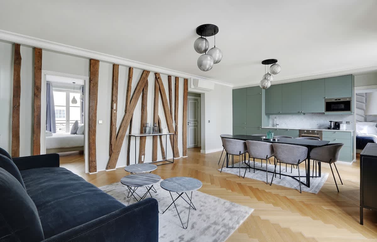 A Luxury 3-BR/3BA with A/C in Montmartre — Paris, Île-de-France — vacation rental