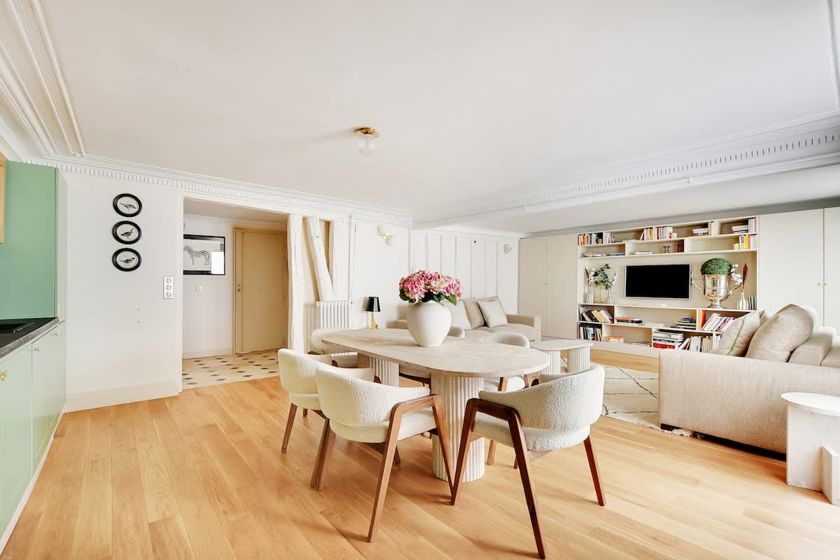 A Breathtaking 2BR/2Ba in Opera — Paris, Île-de-France — vacation rental