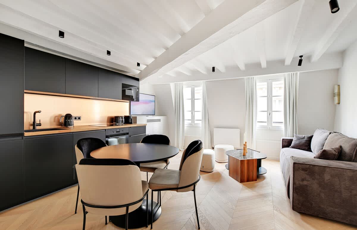 A Refined 1-BR appartment in Saint-Germain — Paris, Île-de-France — vacation rental