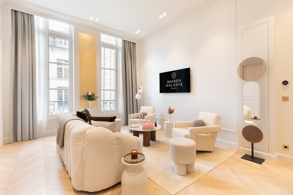 An Exceptional 3-BR/3Ba with Services - Louvre — Paris, Île-de-France — vacation rental
