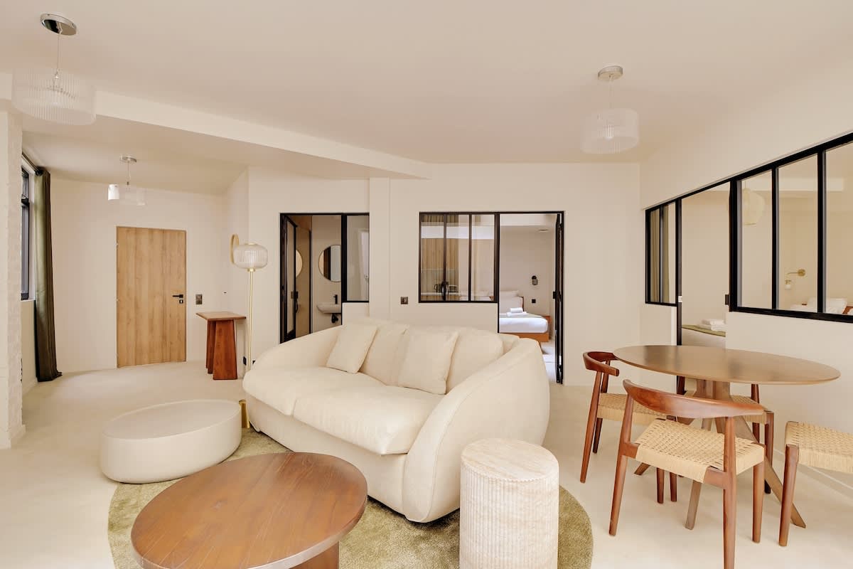 A Elegant 2-BR in Montparnasse — Paris, Île-de-France — vacation rental