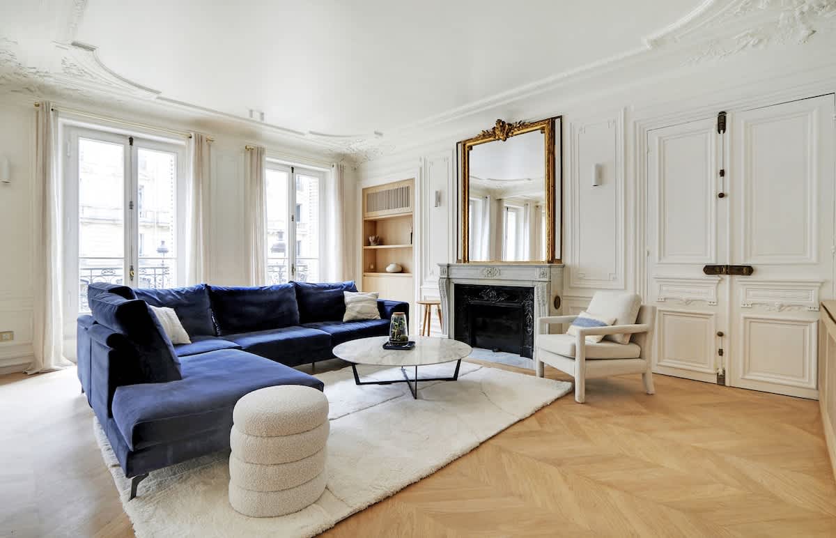 A Luxurious 4-BR in Luxembourg - Odeon — Paris, Île-de-France — vacation rental