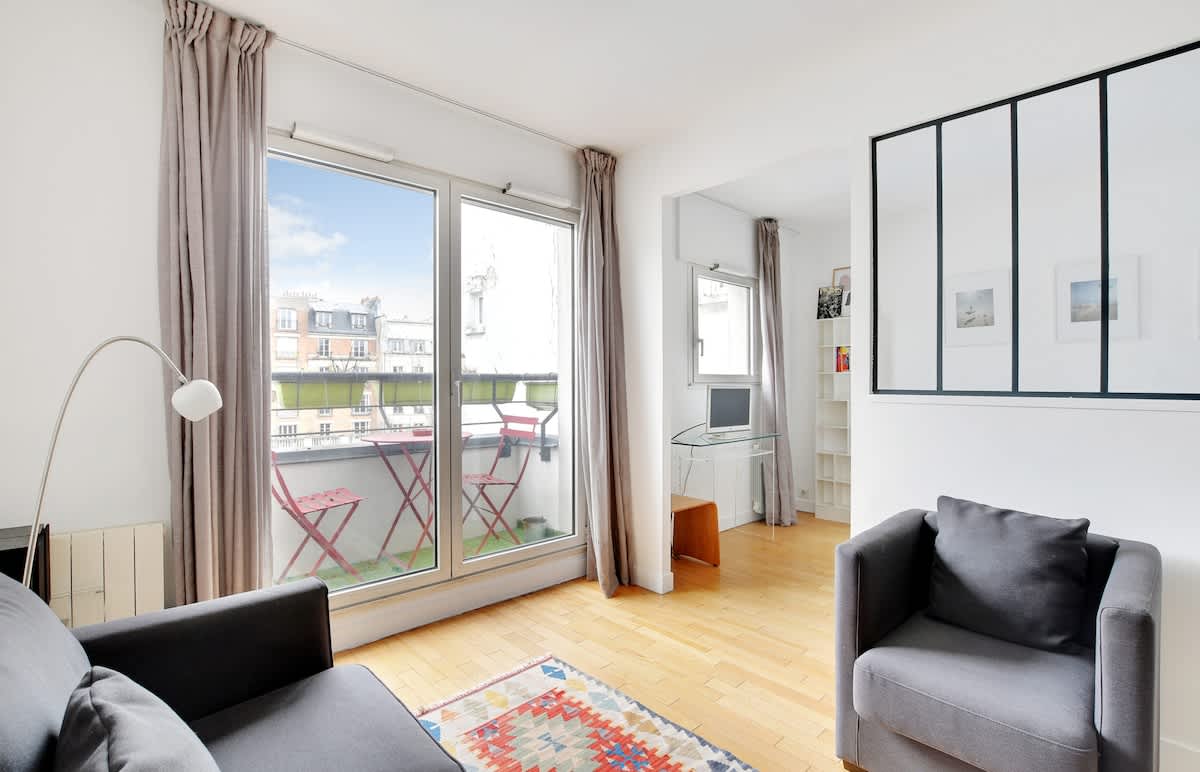 A Bright 1-BR with Terraza in Bastille — Paris, Île-de-France — vacation rental