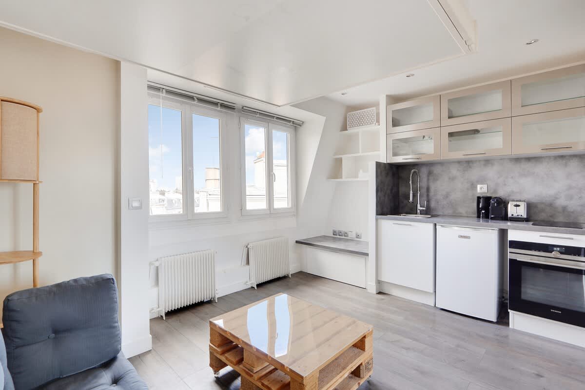 A Bright Studio near Place du Trocadero — Paris, Île-de-France — vacation rental