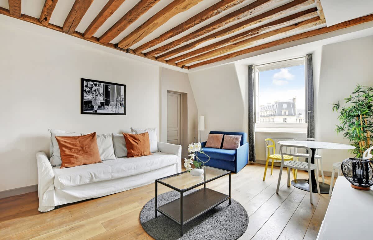 An amazing 1-BR in Palais Royal — Paris, Île-de-France — vacation rental