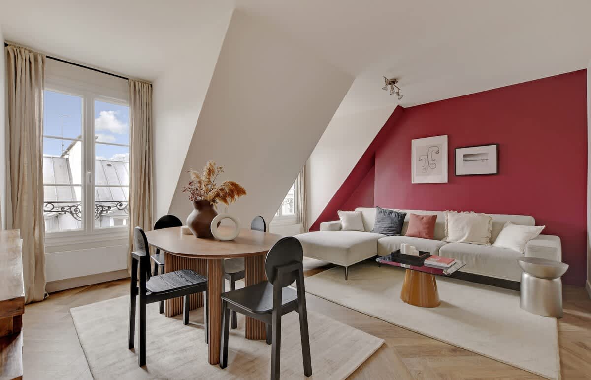 An Exquisite 2-BR apartment in Saint-Georges — Paris, Île-de-France — vacation rental
