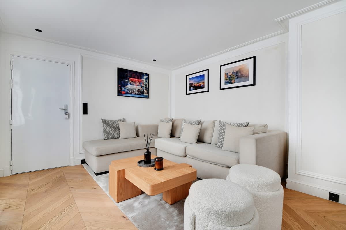 The Lander - Serviced 2BR/2BA - Saint Germain — Paris, Île-de-France — vacation rental