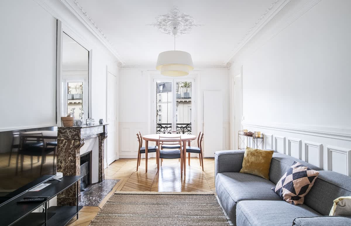 A Beautiful 2-BR/1Ba in Moulin-Rouge - Montmartre — Paris, Île-de-France — vacation rental
