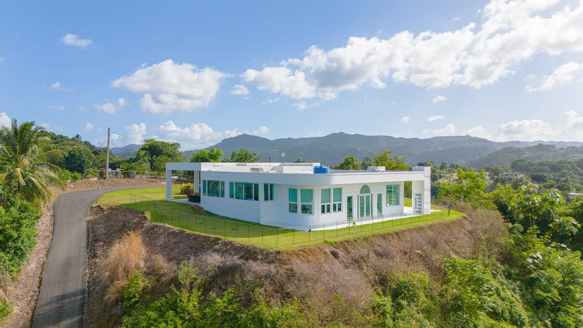 Cassablanca On The Hill: Pool & Amazing Views — Bayamón, Bayamón — vacation rental