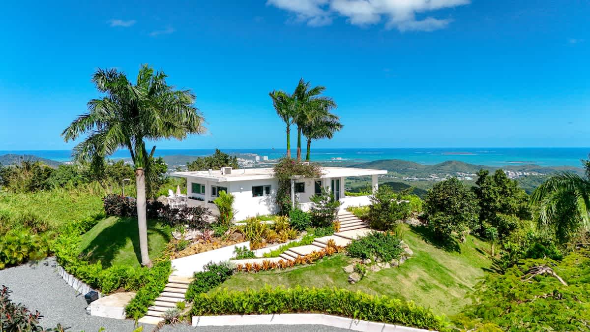 La Casita: Private Heated Pool W/ Ocean Views — Ceiba, Ceiba — vacation rental