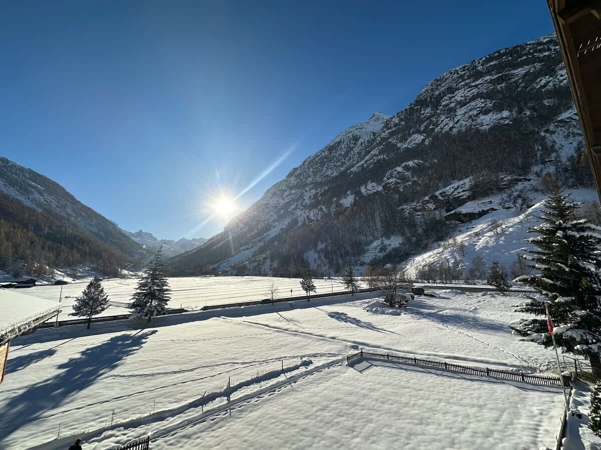 Family Getaway for 6 near Zermatt — 15