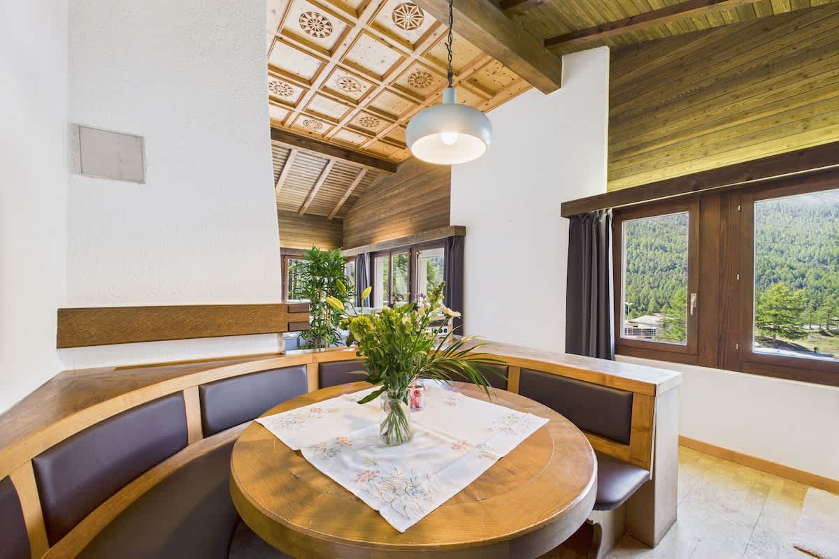 Spacious Family Apartment in Saas-Fee — 9