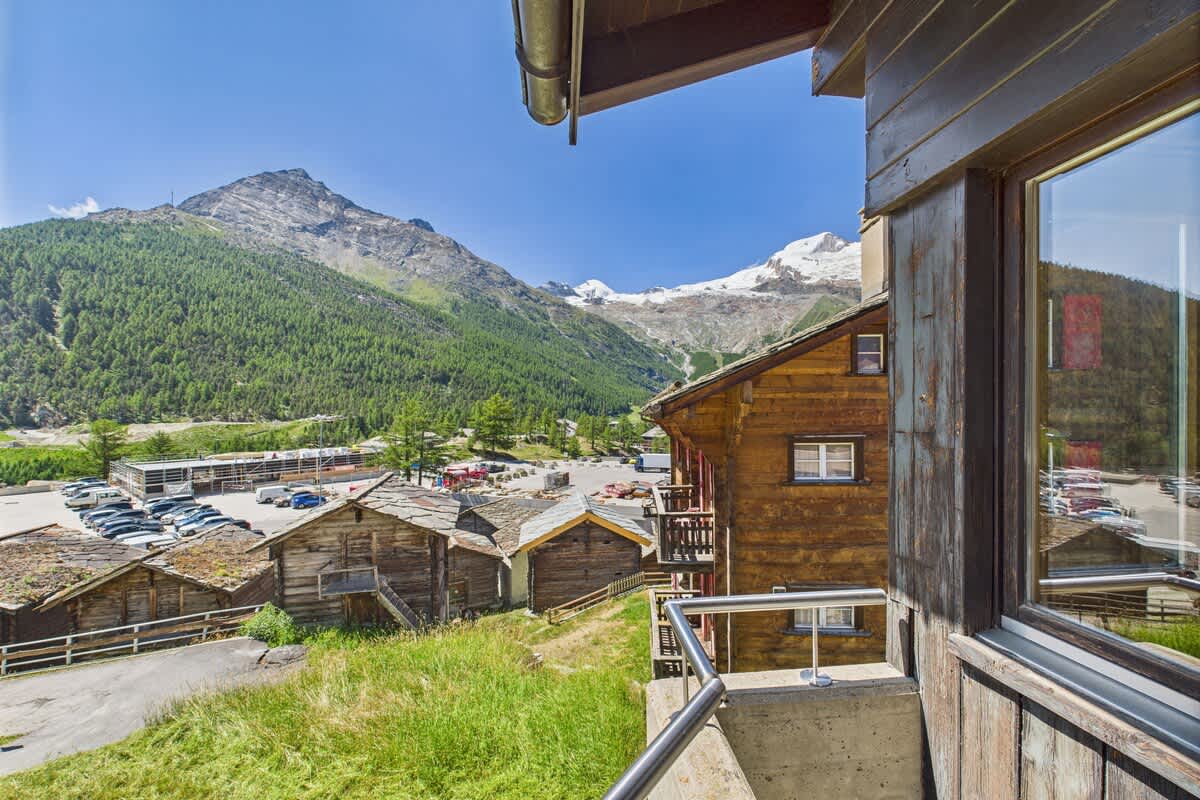 Spacious Family Apartment in Saas-Fee — 34