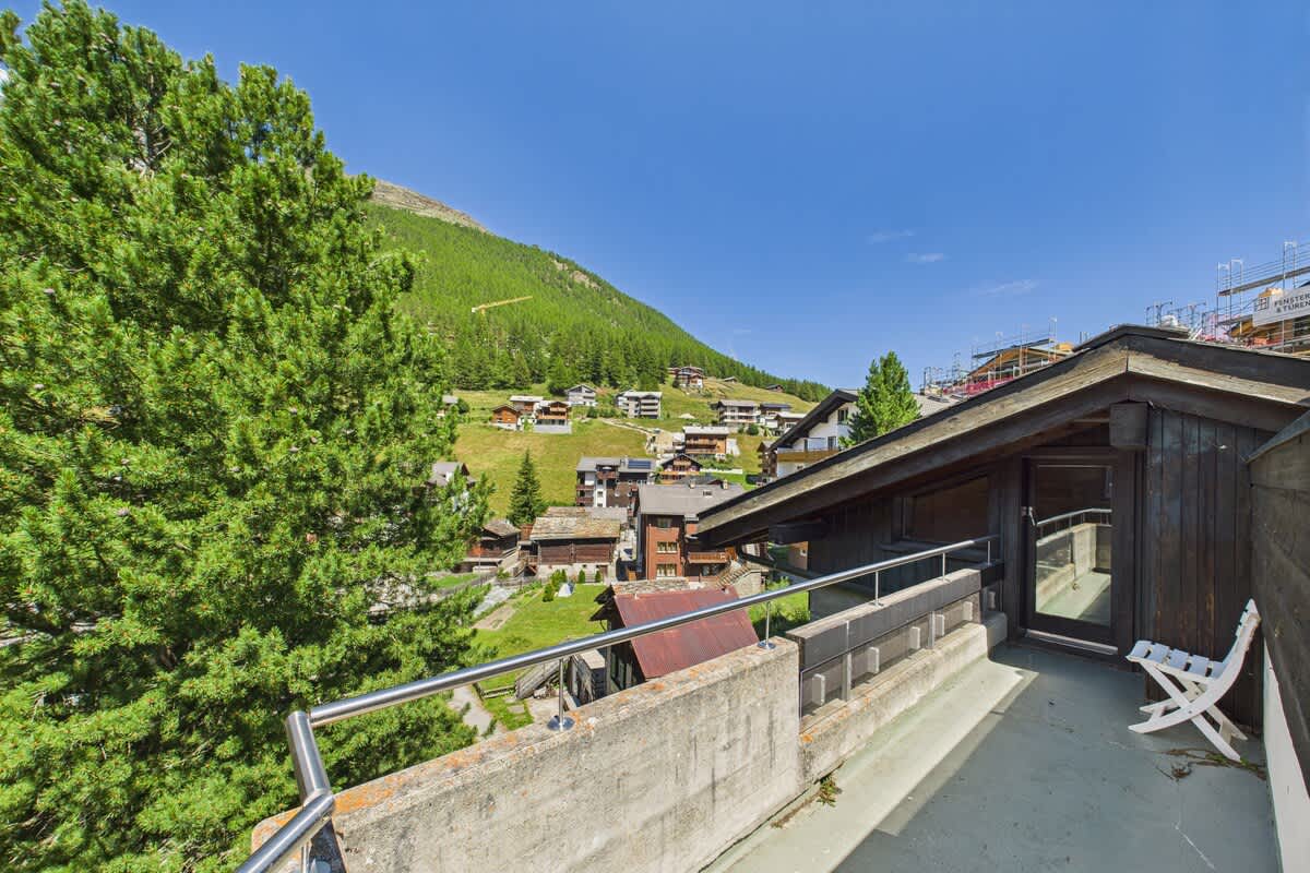 Spacious Family Apartment in Saas-Fee — 31