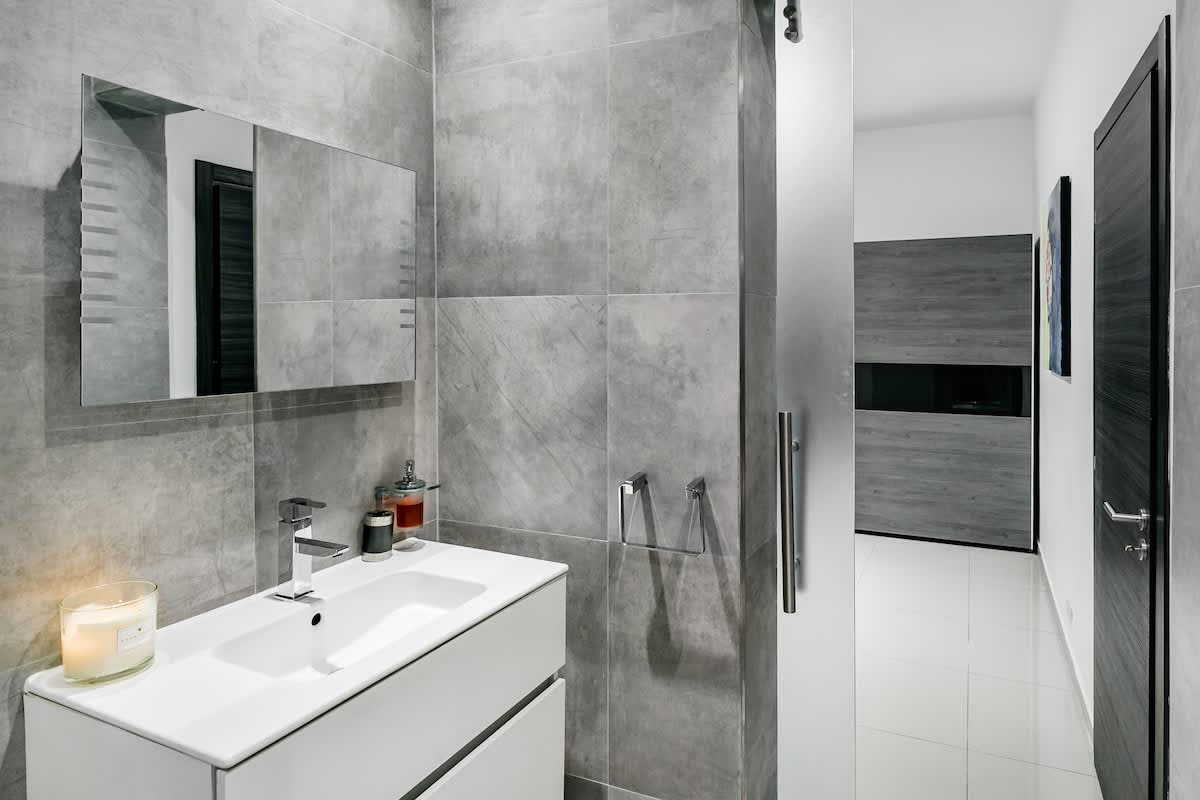 The Fives Apartments - St Julian’s - Picture 18