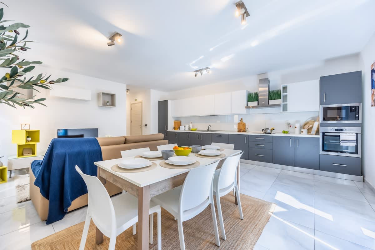 Palazzo Ducoss Apt 5 | 3 Bed Suite In Heart of Valletta