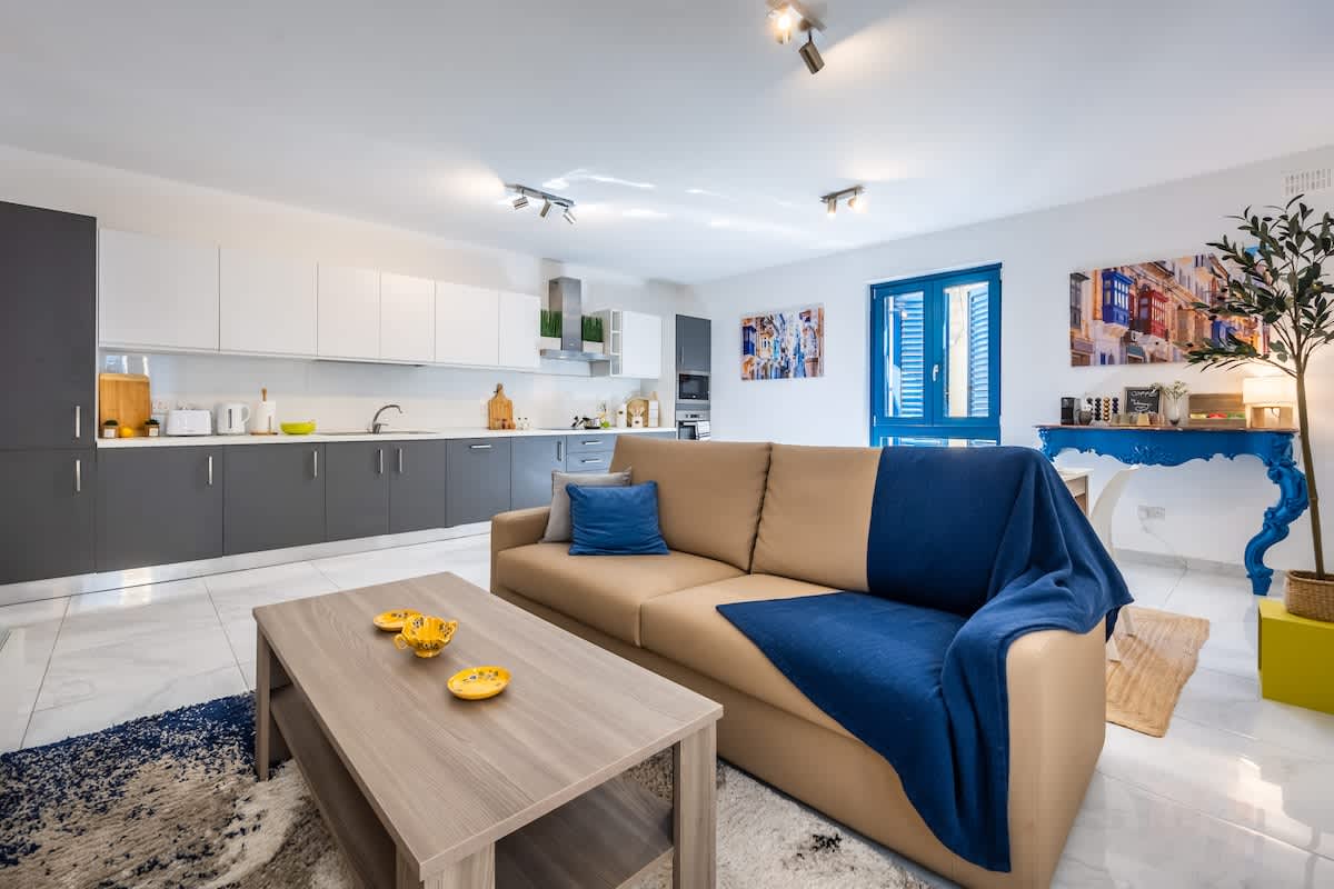 Palazzo Ducoss Apt 5 | 3 Bed Suite In Heart of Valletta