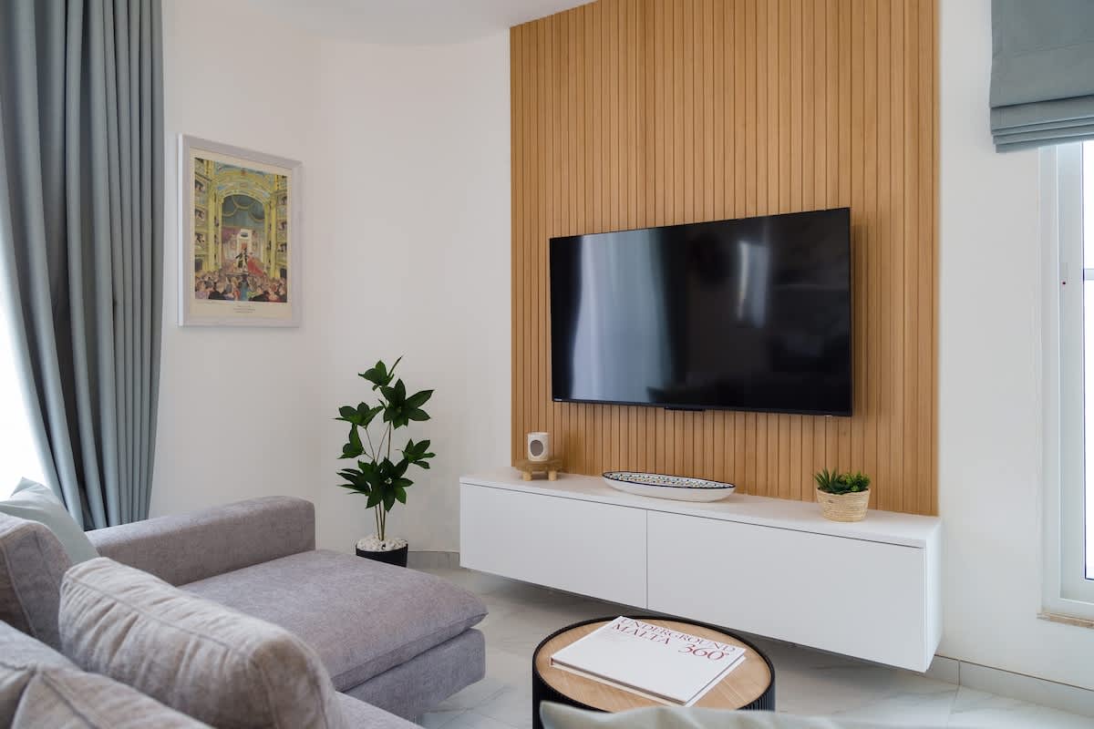 Luna Apartment 4 - Discover Modern Luxury by the Sea