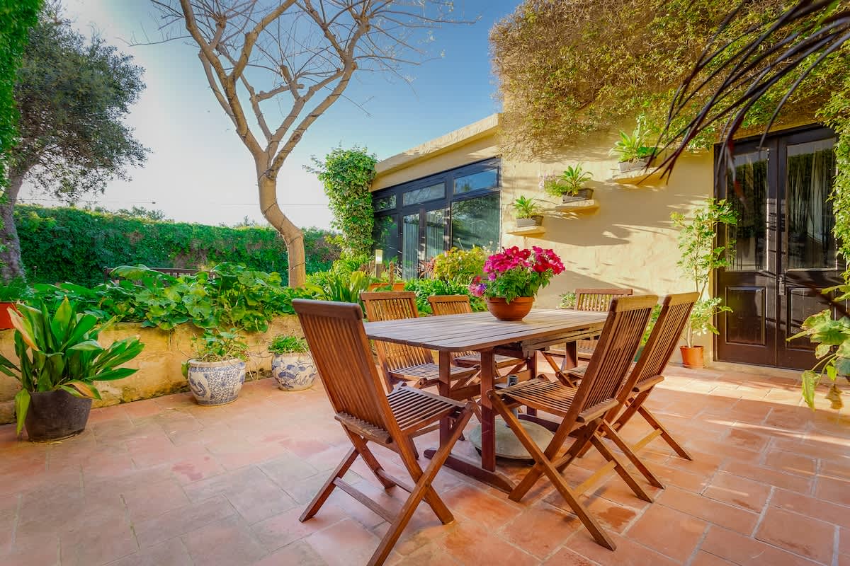 Private Villa with Lagoon Pool in Madliena (Overnight Stays)