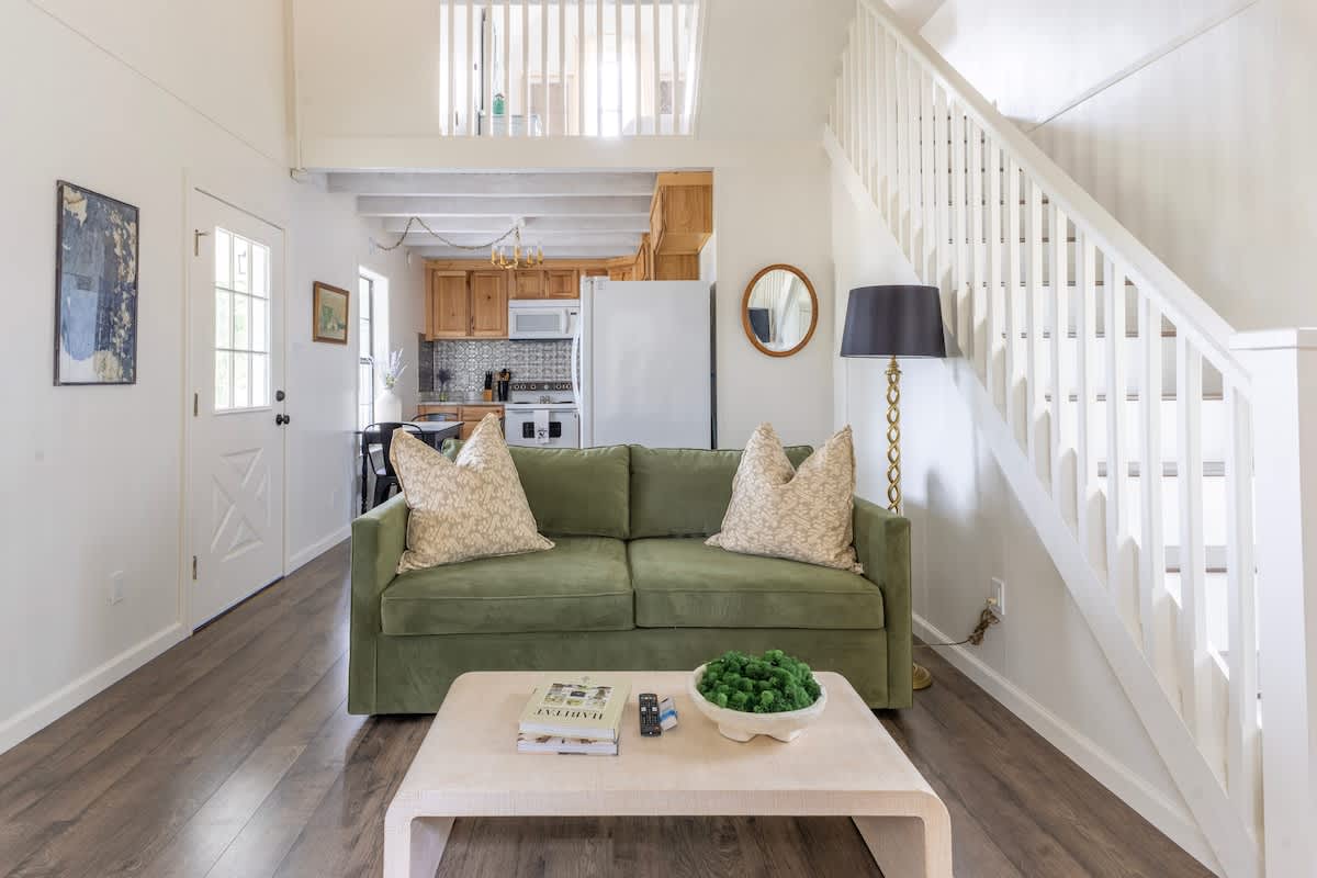 Round Top Motel | The Reed