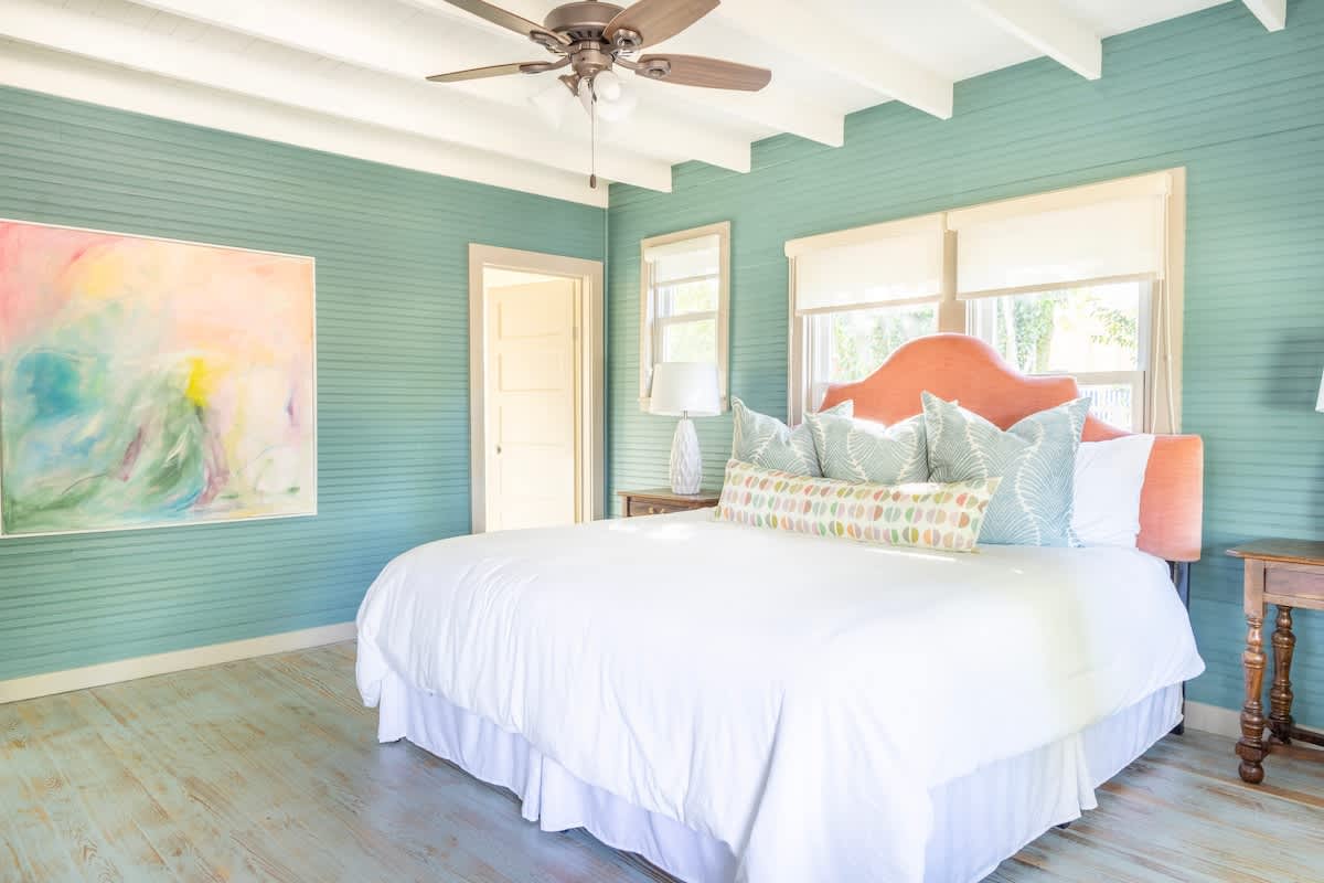 Round Top Motel | The Meme