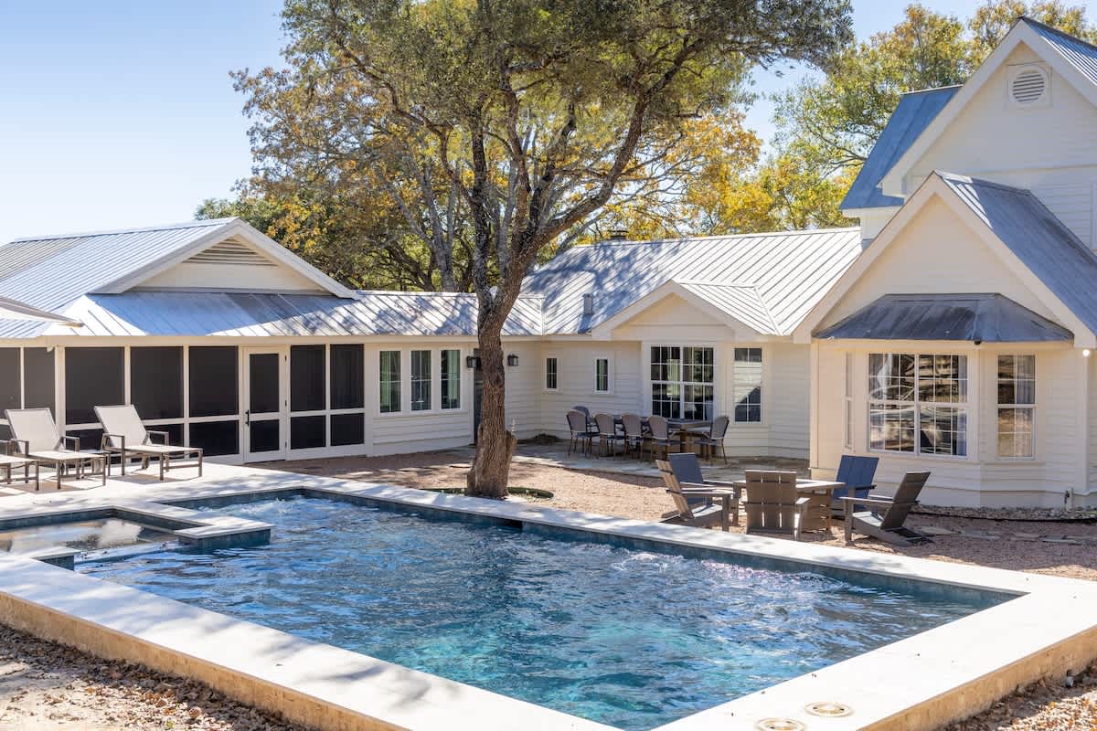 Serene Getaway on 10 Acres + Hot Tub + Pool  — La Grange, TX — vacation rental
