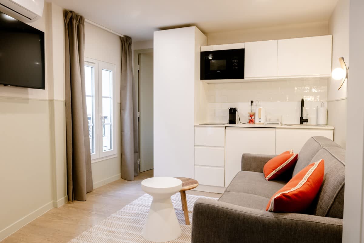 Babylon Popincourt 12 — Paris, Île-de-France — vacation rental