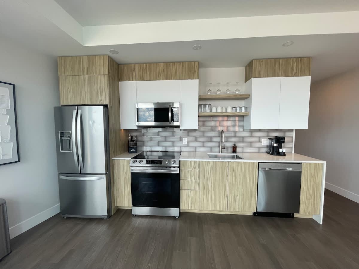 Waterfront downtown 1 Bedroom with 6 appliances